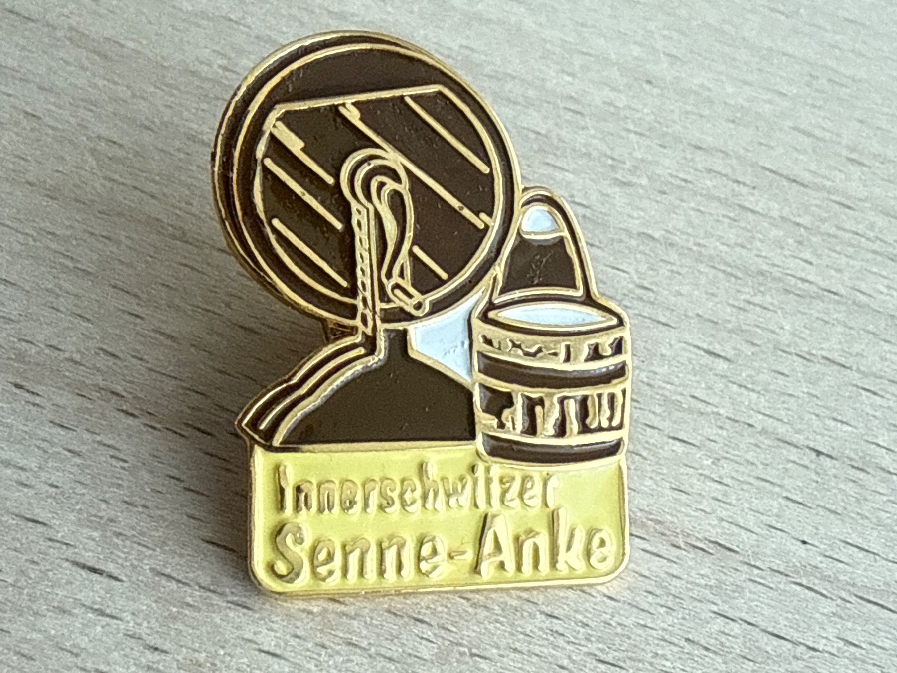 Placchette & Badge: Pin Innerschwitzer Senne-Anke – Usato da Glattbrugg venduto da Schweigmatt
