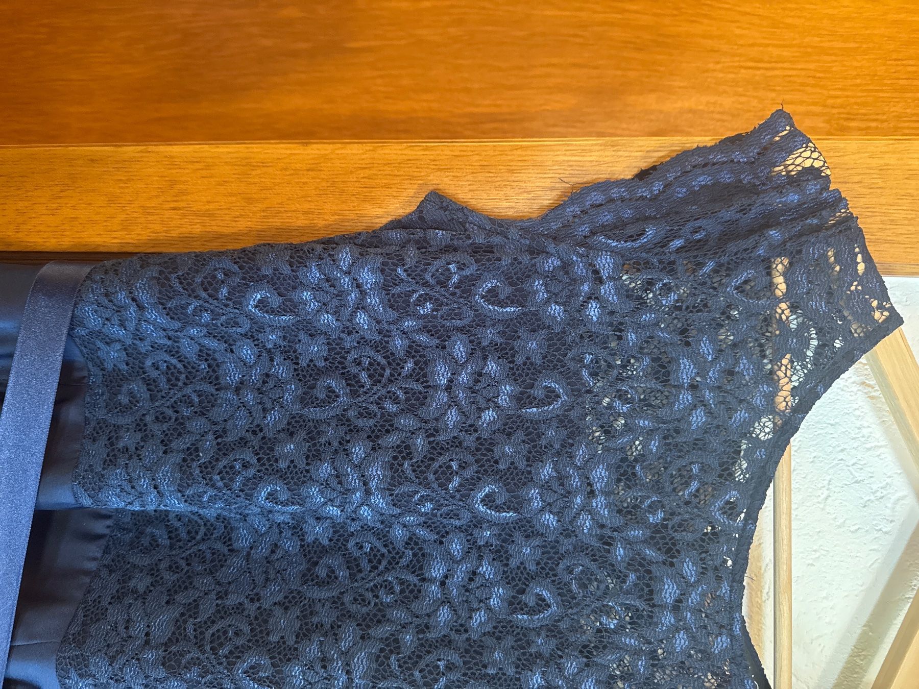 Vestiti: Swing Cocktailkleid kurzarm – Usato da Rohrbachgraben venduto da kae_5lhf 1