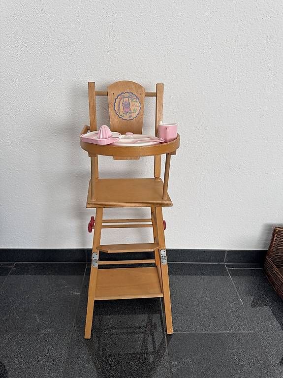 Giocattoli: Puppenstuhl aus Holz – Usato da Rothrist venduto da fiore09