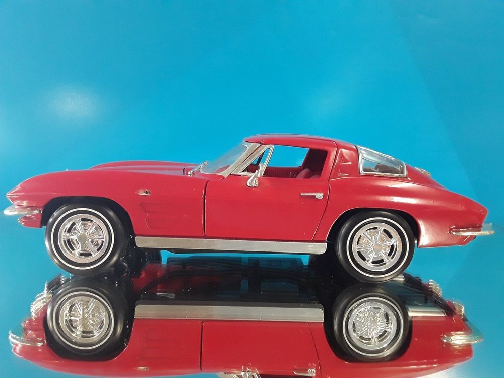 Chevrolet Corvette C2 Sting Ray Cabriolet 1963 - black 1:18 – Thomas Langejürgen