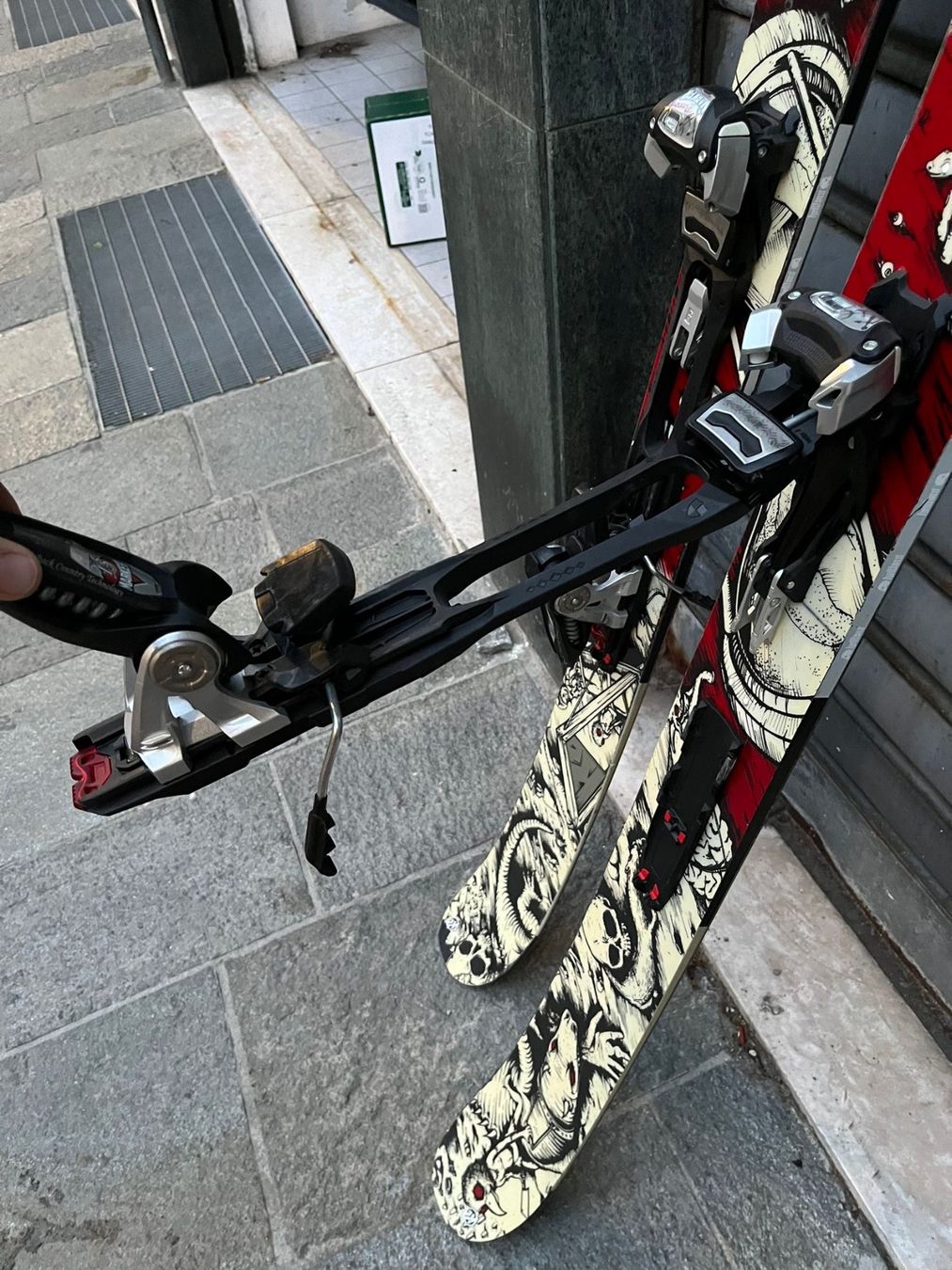Freeride-Ski K2 Hellbent 189 cm + Bindung/attacco Marker