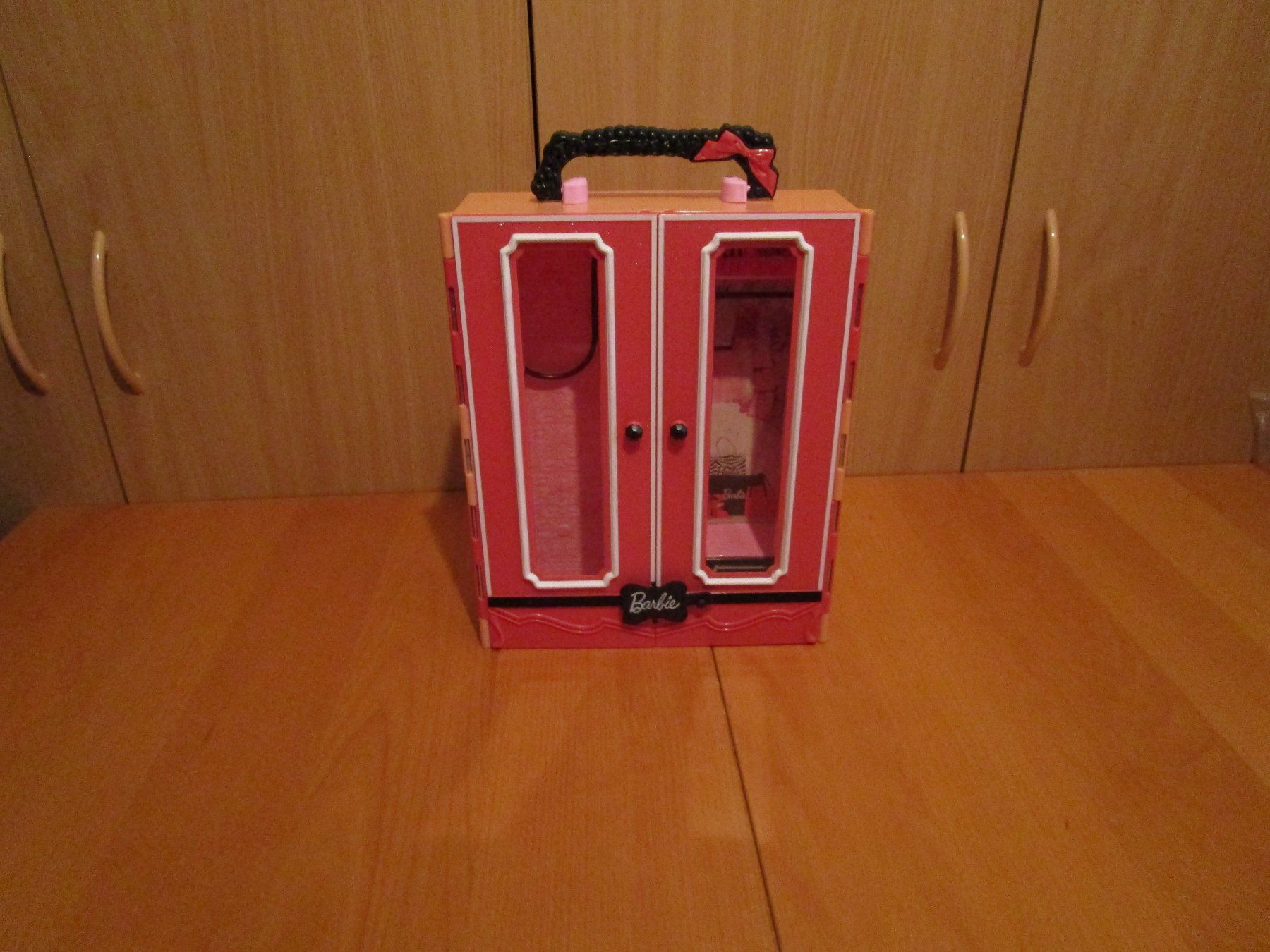 Giocattoli: Barbie  - Kleiderkasten – Usato da Wetzikon ZH venduto da Storchadebar