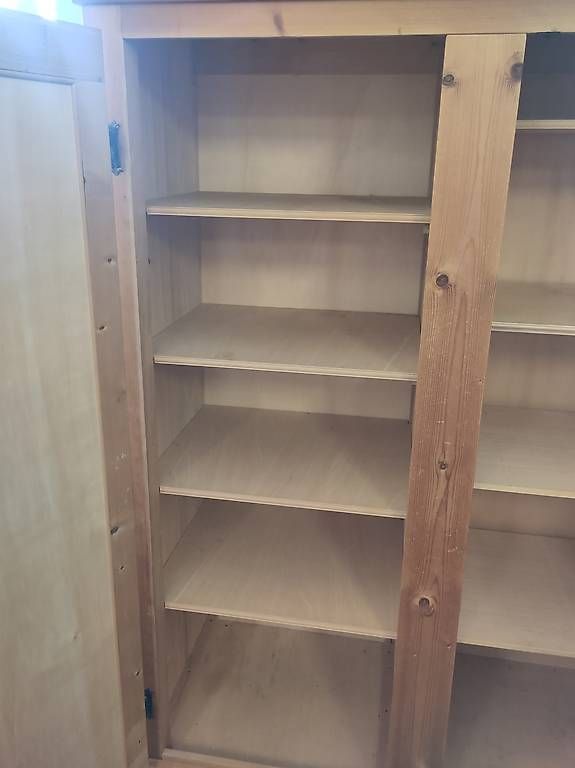 Armadi: Bauernschrank / Kleiderschrank gesteckt – Usato da Pratteln venduto da Cartonsducoeur_bl 4