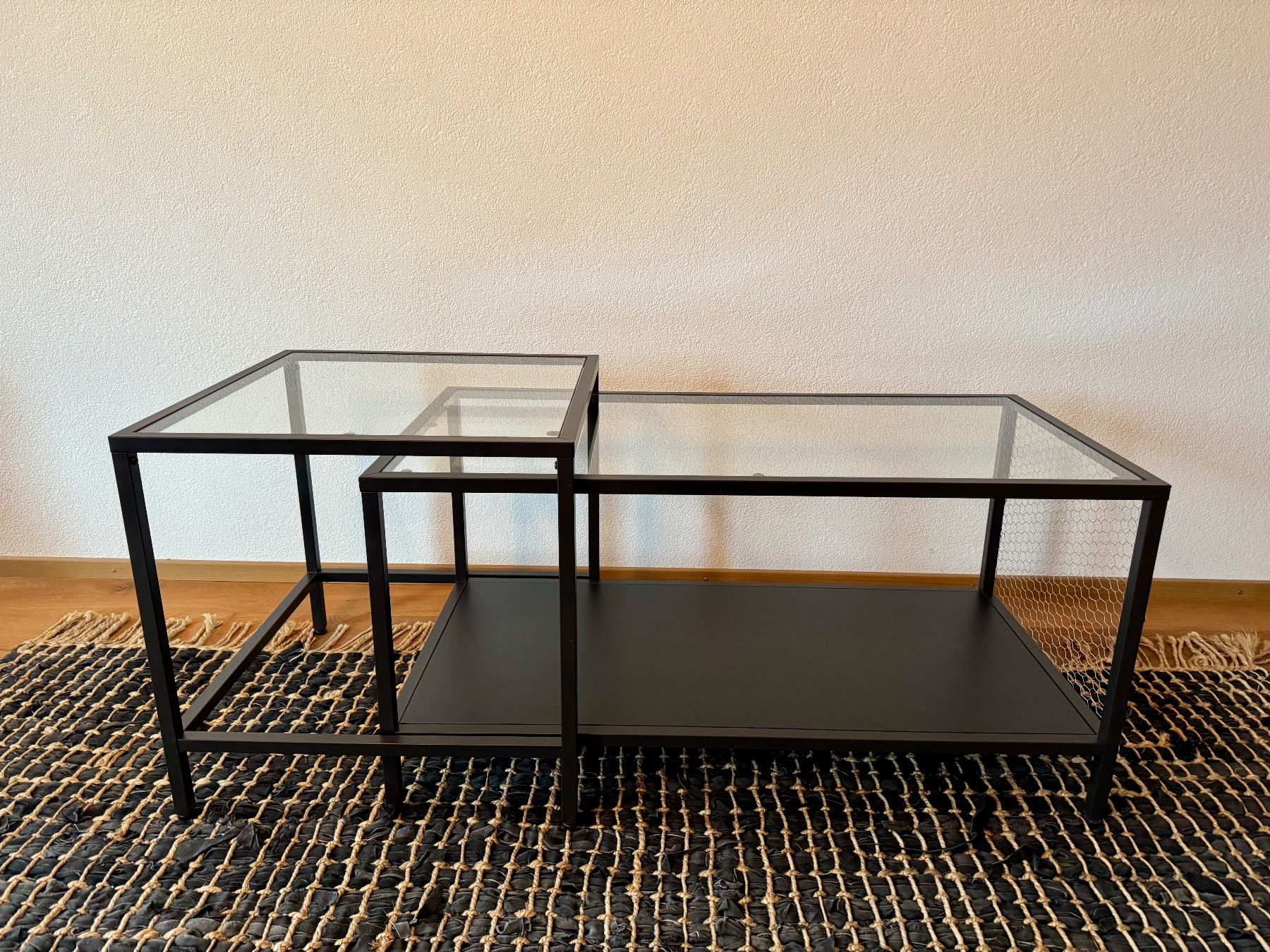 Ikea Tables: Table basse Vittsjö – D'occasion à Prez-vers-Noréaz par B.Schoepfer
