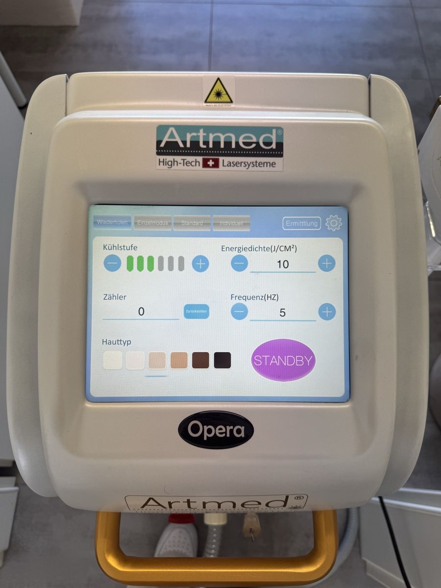 Artmed Alle Maschinen: Artmed Opera Spectrahair 4 - WOW Serie – Gebraucht aus Muhen von lia_8nby 1