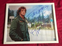 SYLVESTER STALLONE *RAMBO* (43x53cm!!) handsigniert mit COA