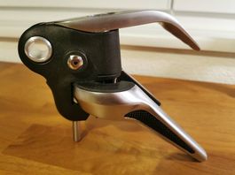 Automatischer Korkenzieher  Flaschenöffner
