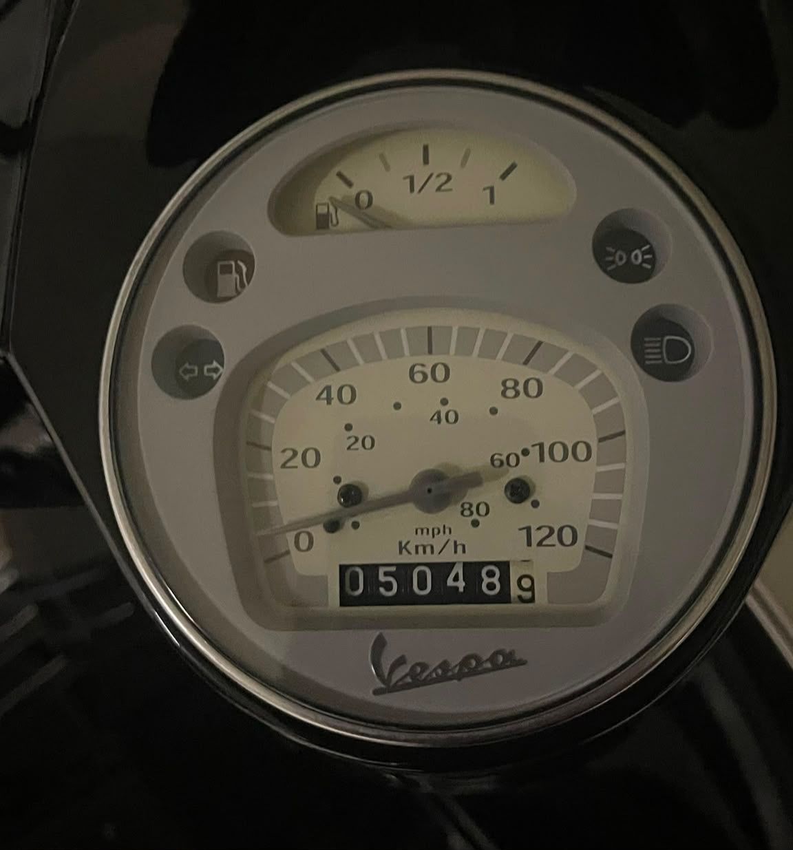 Piaggio Strada: Piaggio Vespa PX 125 E Disc, schwarz, Jg. 2004 – Usato da Dübendorf venduto da Li-sell 9