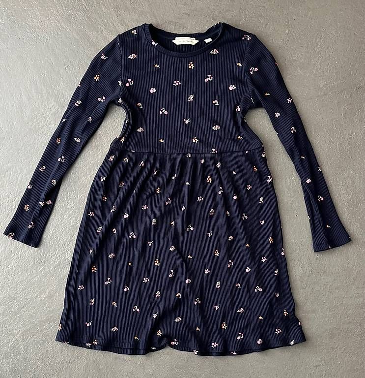 Robes et jupes: Kleid Tom Tailor Gr. 128 – D'occasion à Uetikon am See par kun_6knp