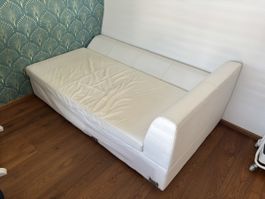 Ecksofa-Element aus weissem Leder – sehr bequem