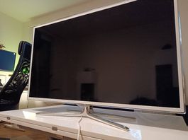 40 Zoll Samsung Smart TV 1080p Full Hd - UE40ES6710S