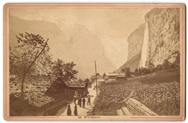 Fotografie Lauterbrunnen, Partie im Ort 