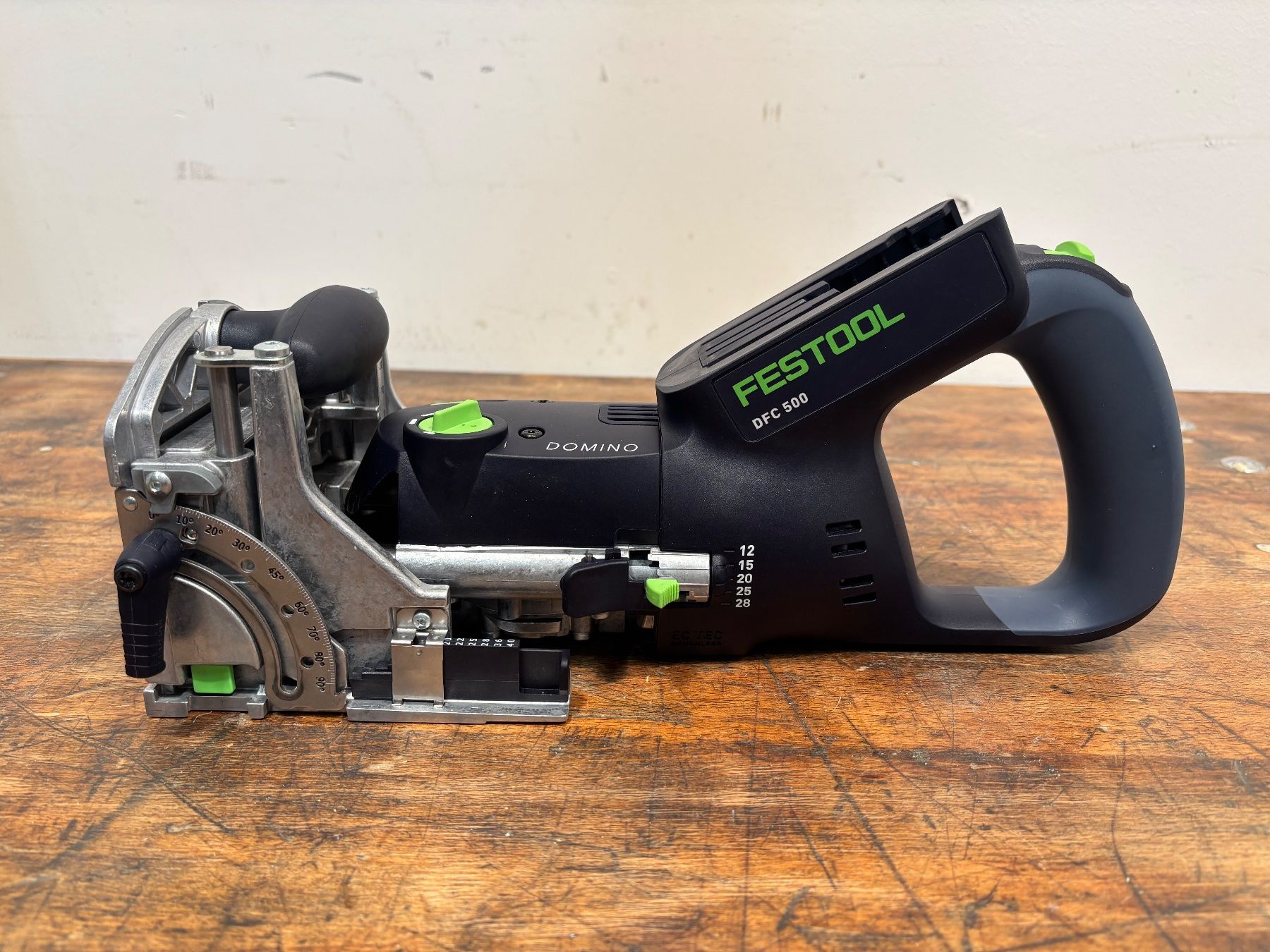 Festool Alle Maschinen: Festool Akku-Dübelfräse Domino DFC 500 E Basic Neuwertig – Neu (gemäss Beschreibung) aus Winterthur von ReUse_Baumarkt 1