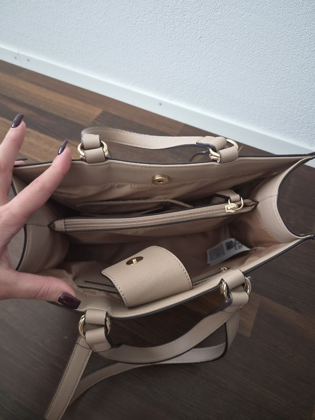 Guess Taschen für Damen: Guess Tasche – Gebraucht aus Glattfelden von Ivana5288 2
