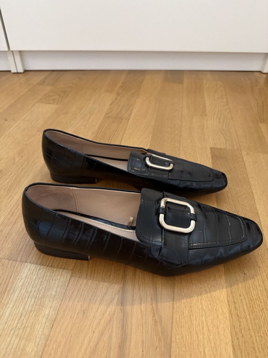 Zara Damenschuhe: Zara Ballerinas (EU 40) – Gebraucht aus Fribourg von DayaneH. 2