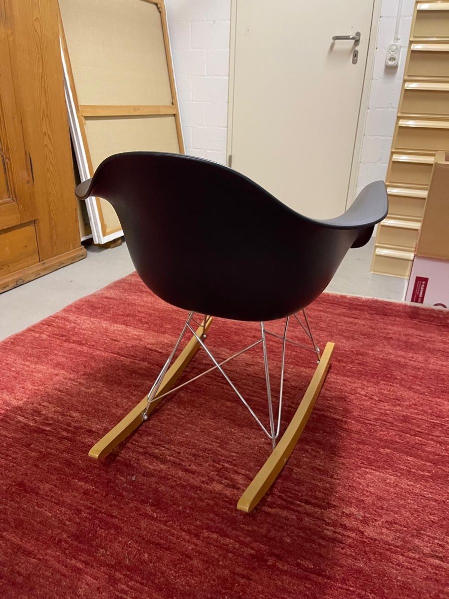 Eames Fauteuils: Charles and Ray Eames rocking chair – D'occasion à Bern par ili_bg5s 4