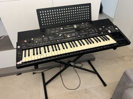 Yamaha PSR-1700