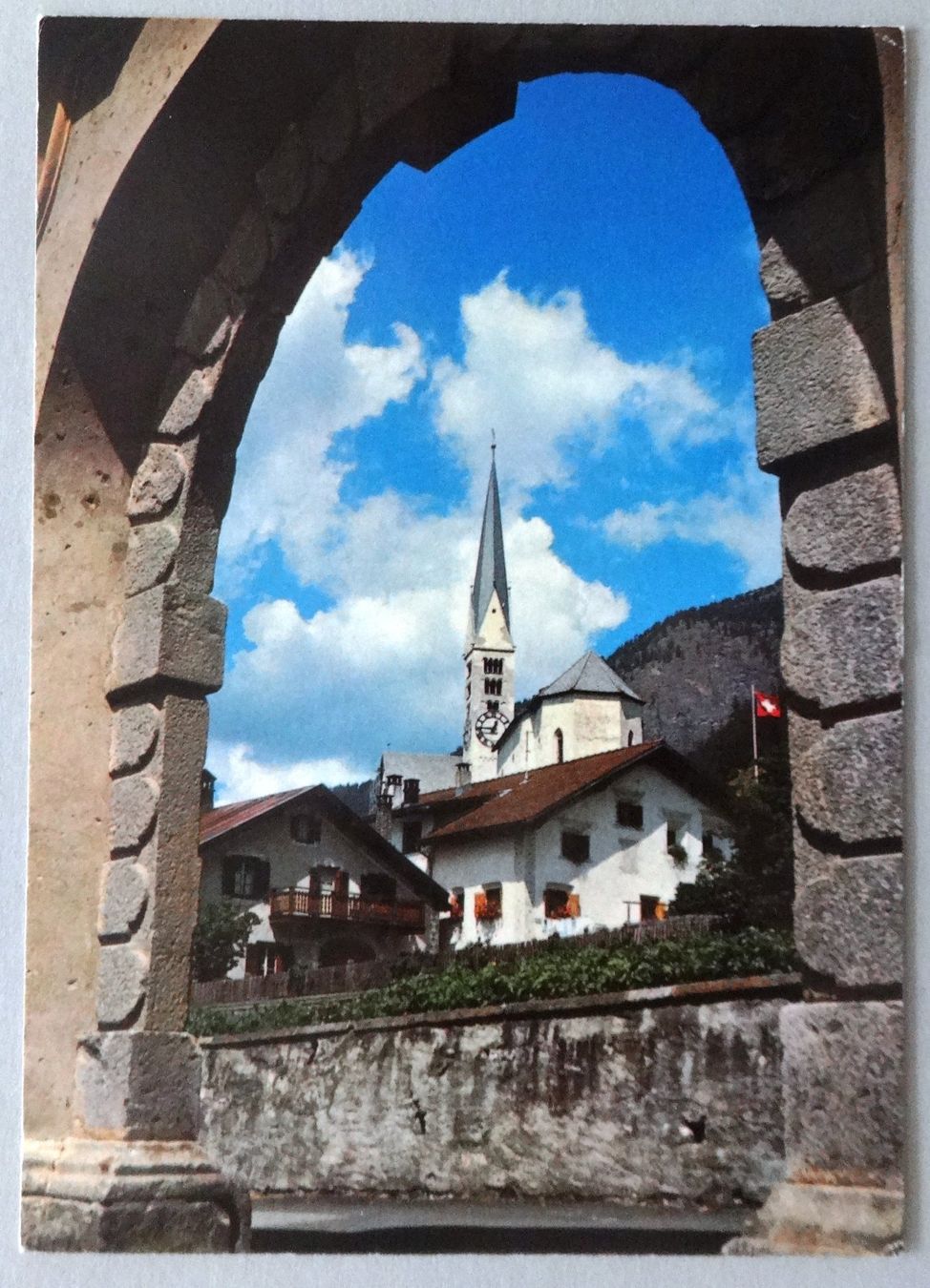 Ansichtskarten: Dorfpartie aus Zernez – Gebraucht aus Fétigny von Billy2miny