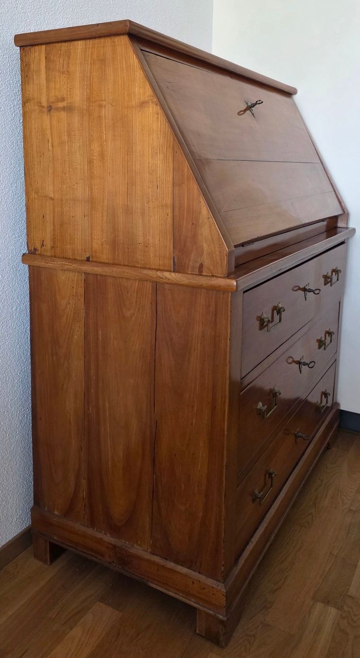 Scrivanie: Antiker Sekretär – Usato da Obfelden venduto da flubulu 4