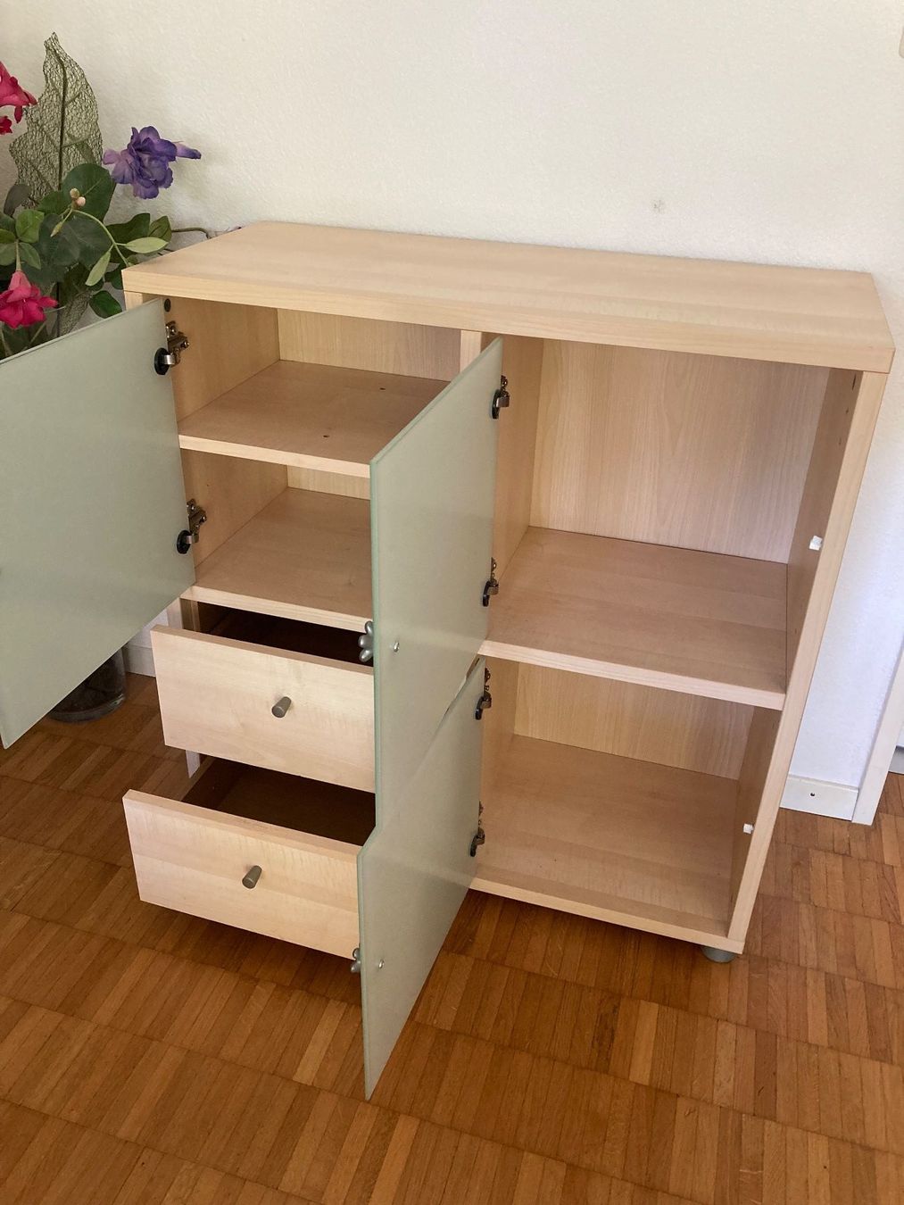 Micasa Cassettiere: Kommode Sideboard MAMBO – Micasa Glastüren 1/2 – Usato da Stäfa venduto da ARBEITSLOS-DANKE 1