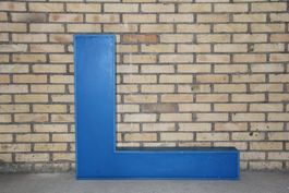 Leuchtbuchstabe L