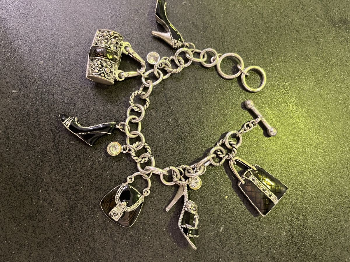 Bracciali & Braccialetti: Braccialetto con grandi charme – Usato da Locarno venduto da cichita 1