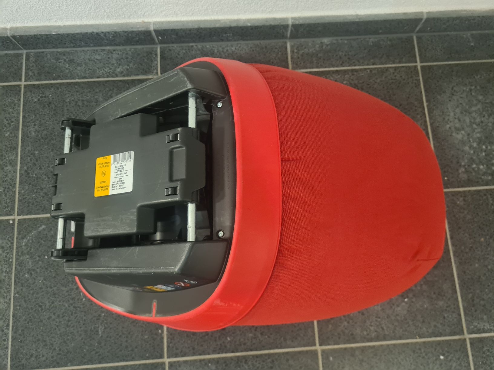 Maxi-Cosi Seggiolini per auto: Maxi-Cosi 2wayPearl Kindersitz – Usato da Zumikon venduto da daryona 2