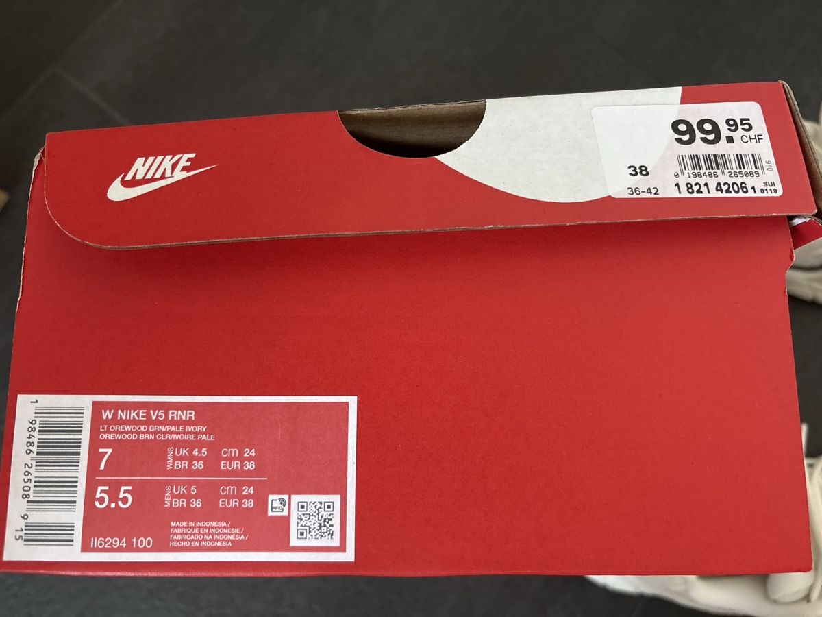 Nike Scarpe da donna: Nike W V5 RNR Sneaker 38 – Nuovo e nell'imballaggio originale da Zürich venduto da leonie.vera 4
