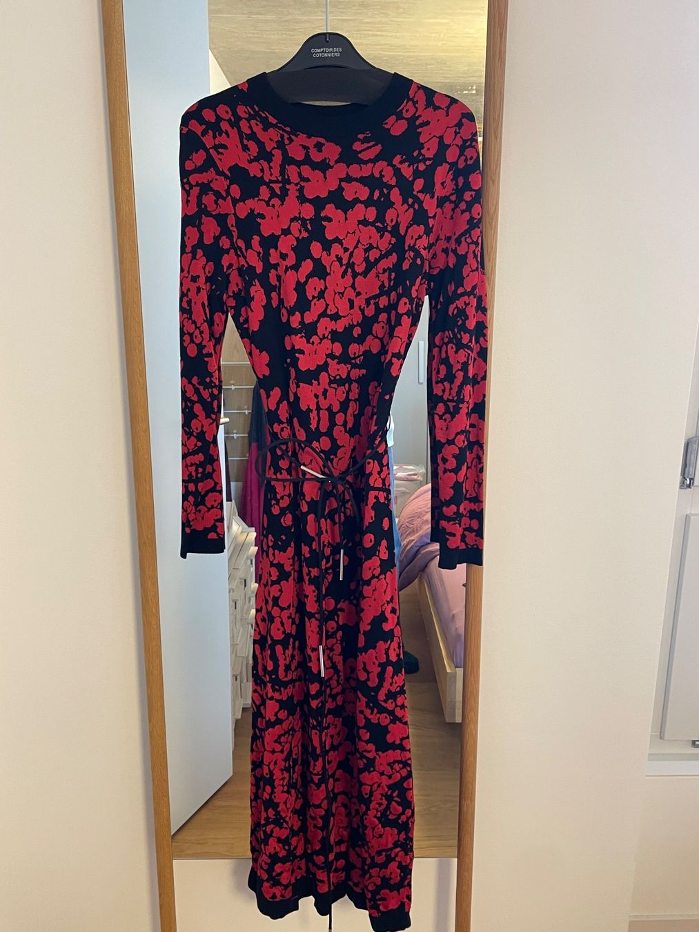 Hugo Boss Vestiti: Kleid Hugo, T40, NEU – Nuovo e nell'imballaggio originale da Zürich venduto da smireya