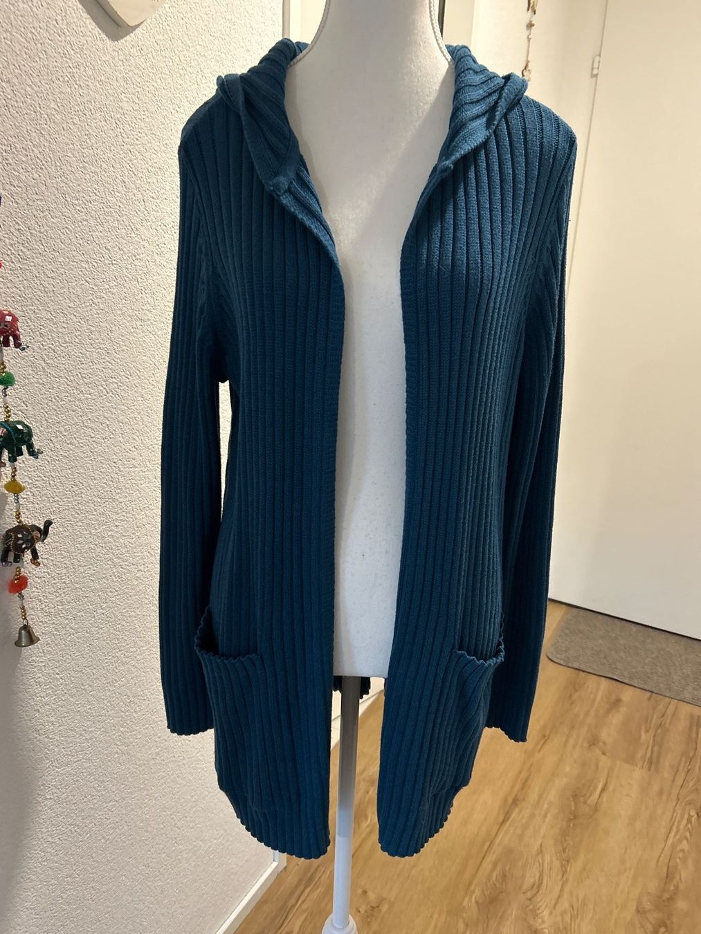 Giacche: Kapuzenstrickjacke petrol  von bpc selection Gr. 40/42 – Nuovo (secondo la descrizione) da Brunnen venduto da Nala2929 1