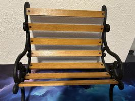 Vintage Puppenbank aus Metall und Holz