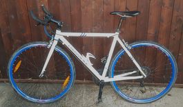 Vélo de route léger