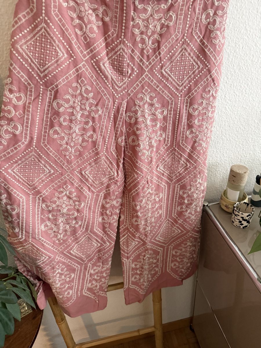 Zara Pantaloni: Culotte Zara Gr. M – Usato da Meilen venduto da NHirs96 2