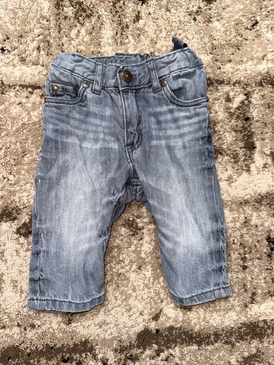 H&M Pantaloni: Gr 68 H&M Jeans – Usato da Wettingen venduto da hak_52m8