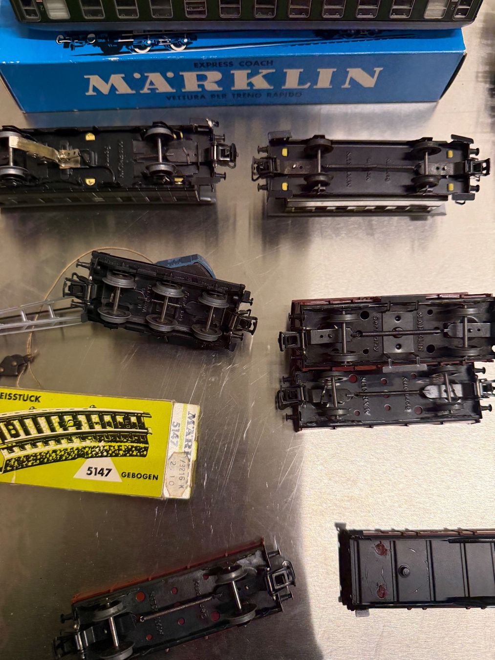 Märklin Modellini di ferrovie: Märklin H0 Personen und Güterwagen – Usato da Glattbrugg venduto da Xena2014 9