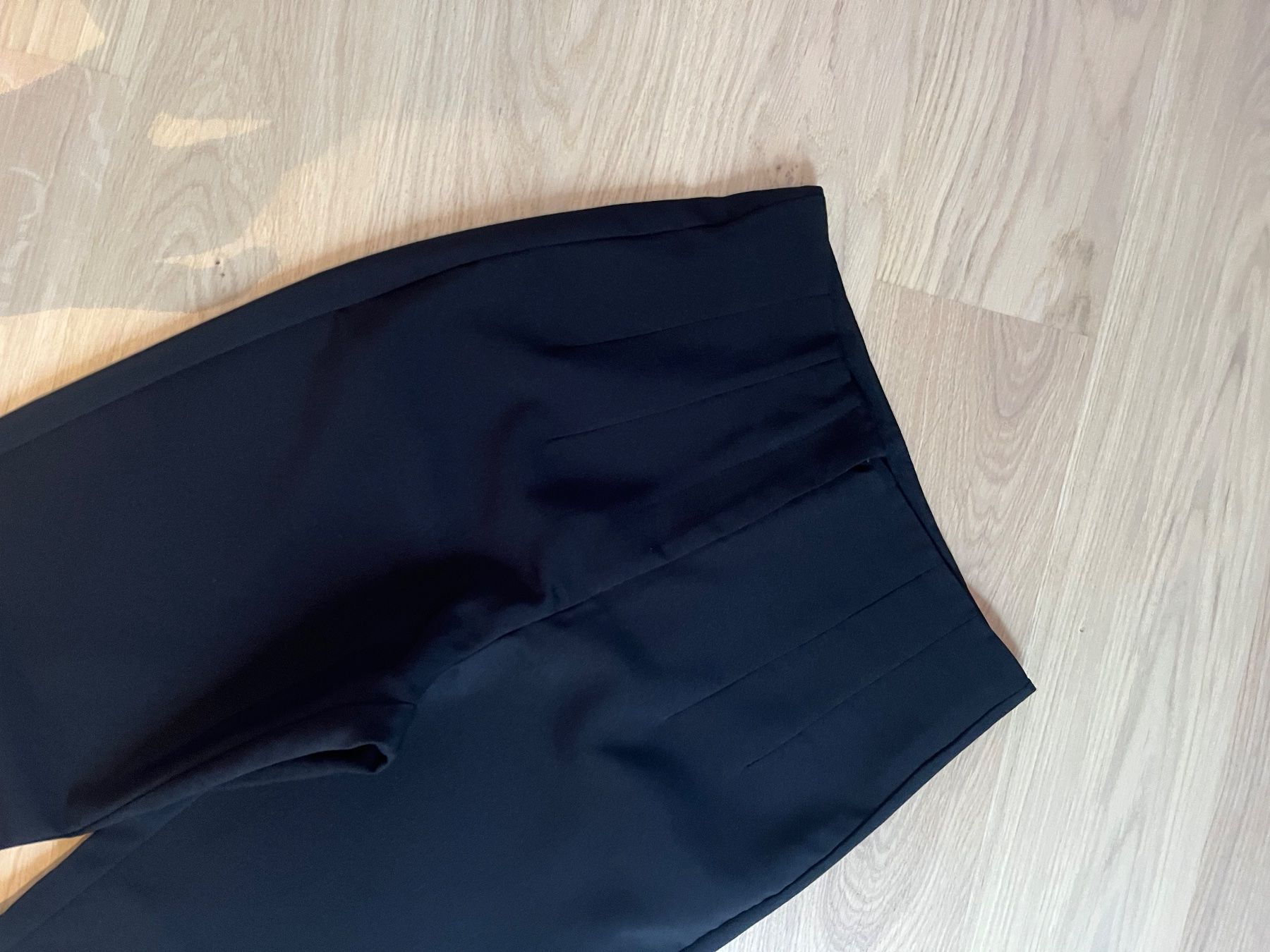 Zara Hosen: Zara, Hose, Grösse XS – Gebraucht aus Bonstetten von Savannah7 1