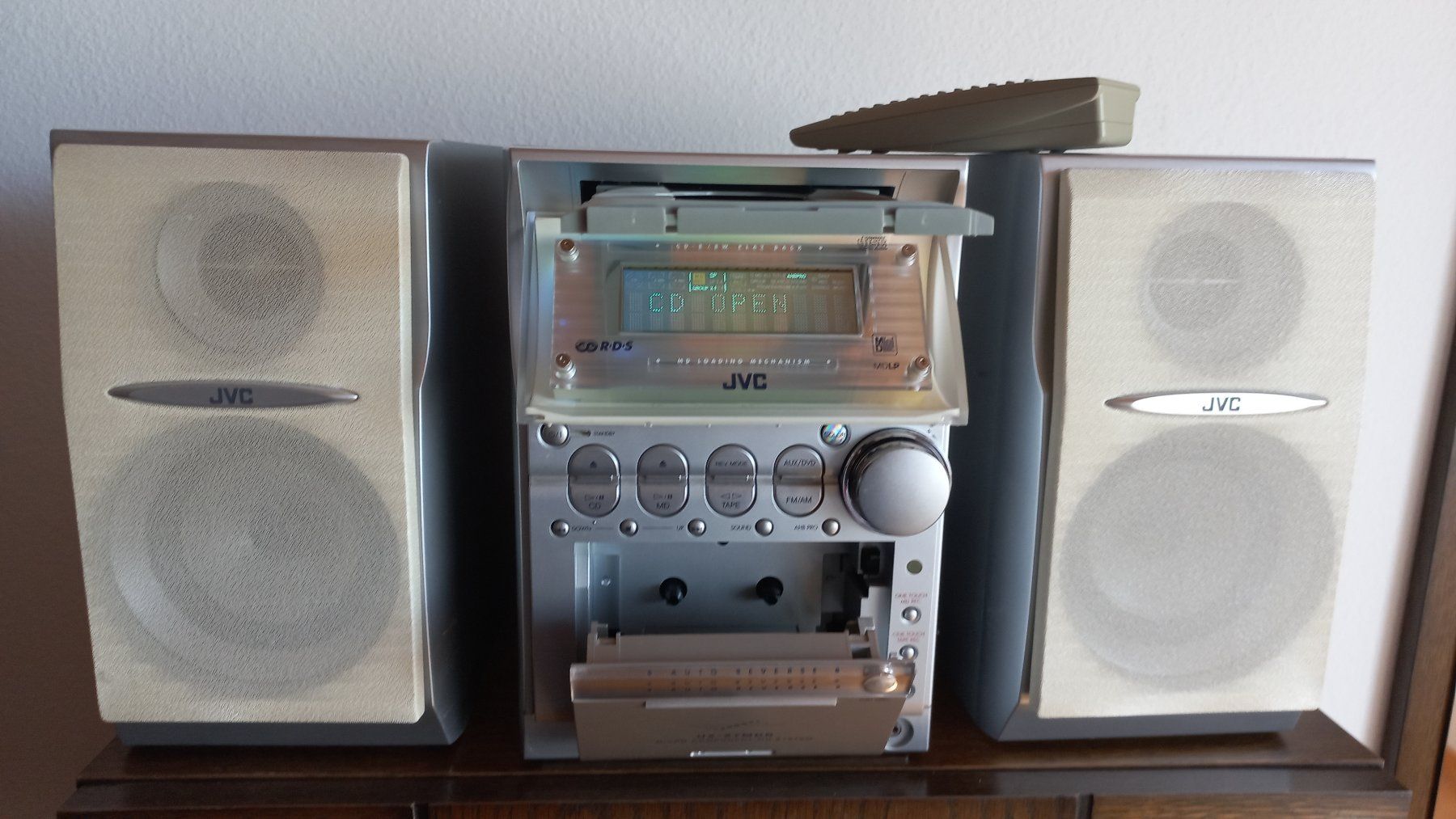 JVC Audio- & Mediensysteme: Mini Stereoanlage – Gebraucht aus Wetzikon ZH von Beatschu