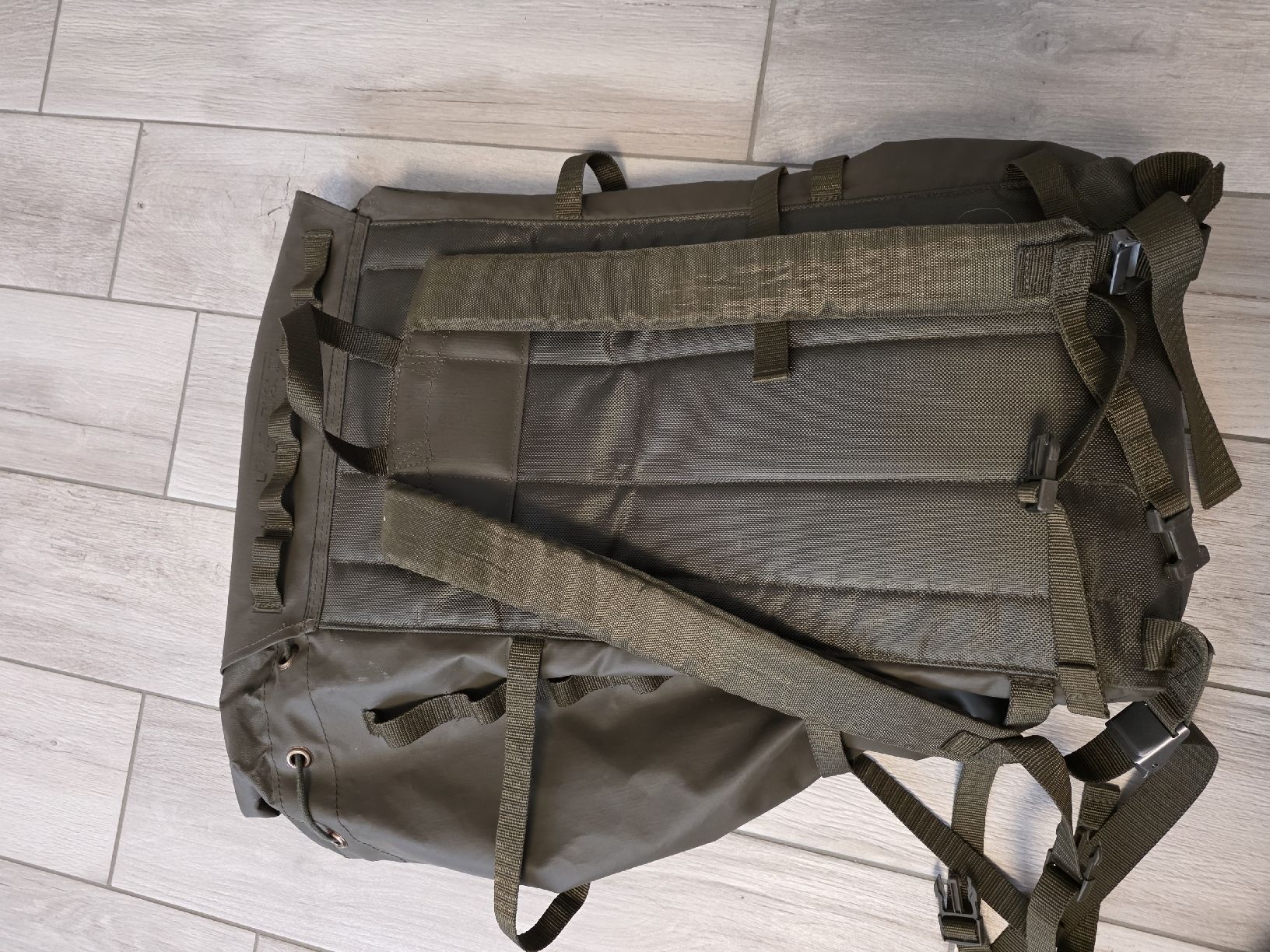 Zaini: Rucksack Militär Armee – Usato da Dorf venduto da Echo_Elements 5