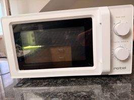 Rotel U1505CH Mikrowelle gute Zustand 1020W