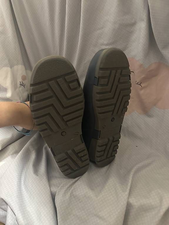 Scarpe per ragazzi: Stivali pioggia nr 34 – Usato da Balerna venduto da Mara.B. 1