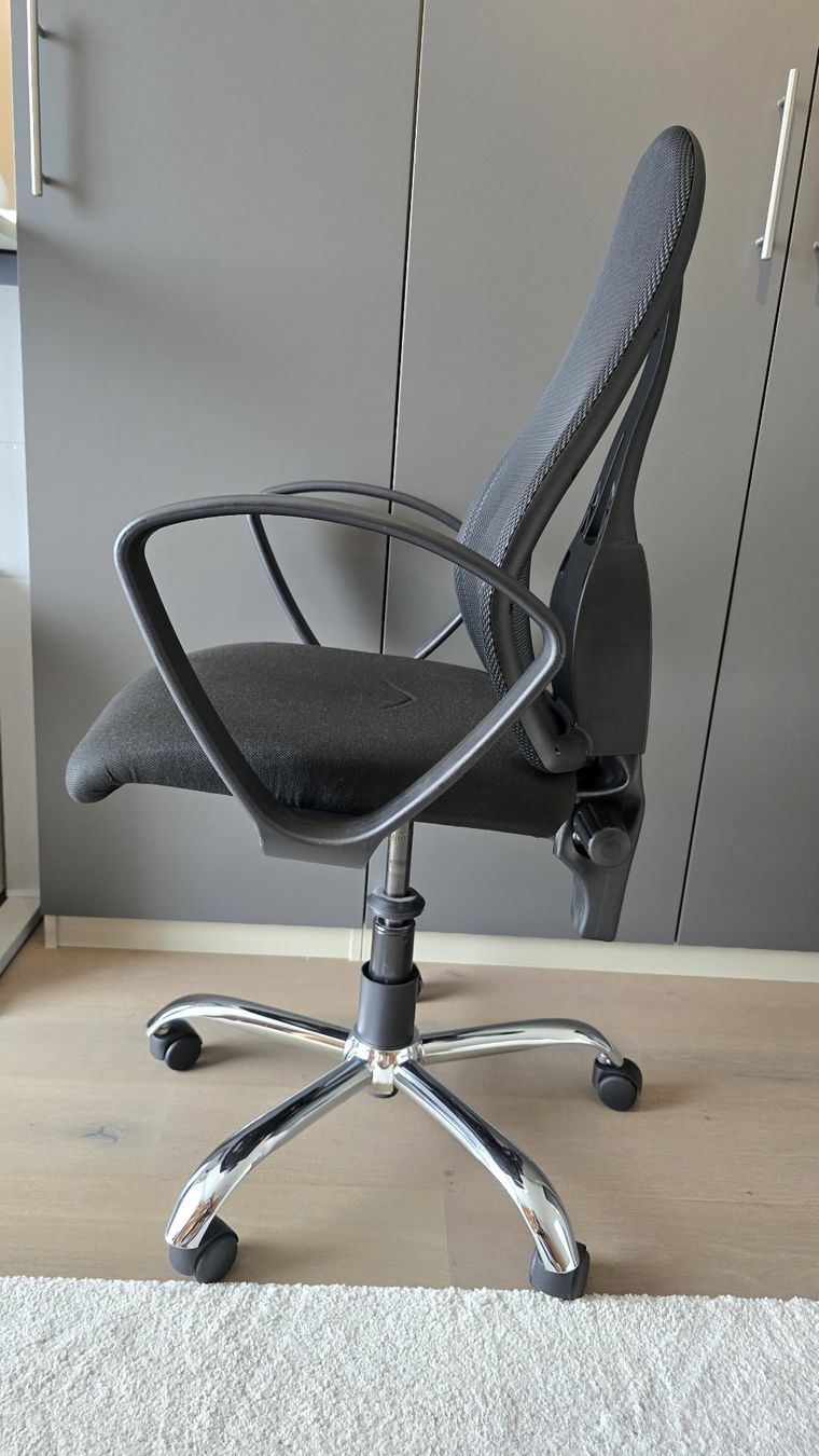 Chaises: Bürostuhl "Otto" von Schubiger Möbel – D'occasion à Lupfig par micanopy