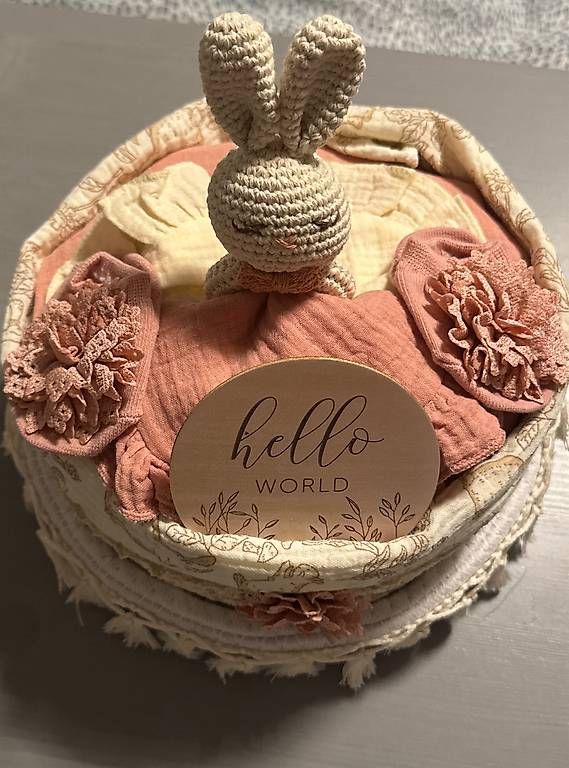 Secchi per pannolini & Pannolini: Windeltorte - Babygeschenk  – Usato da Rorbas venduto da ale_6nhz 2