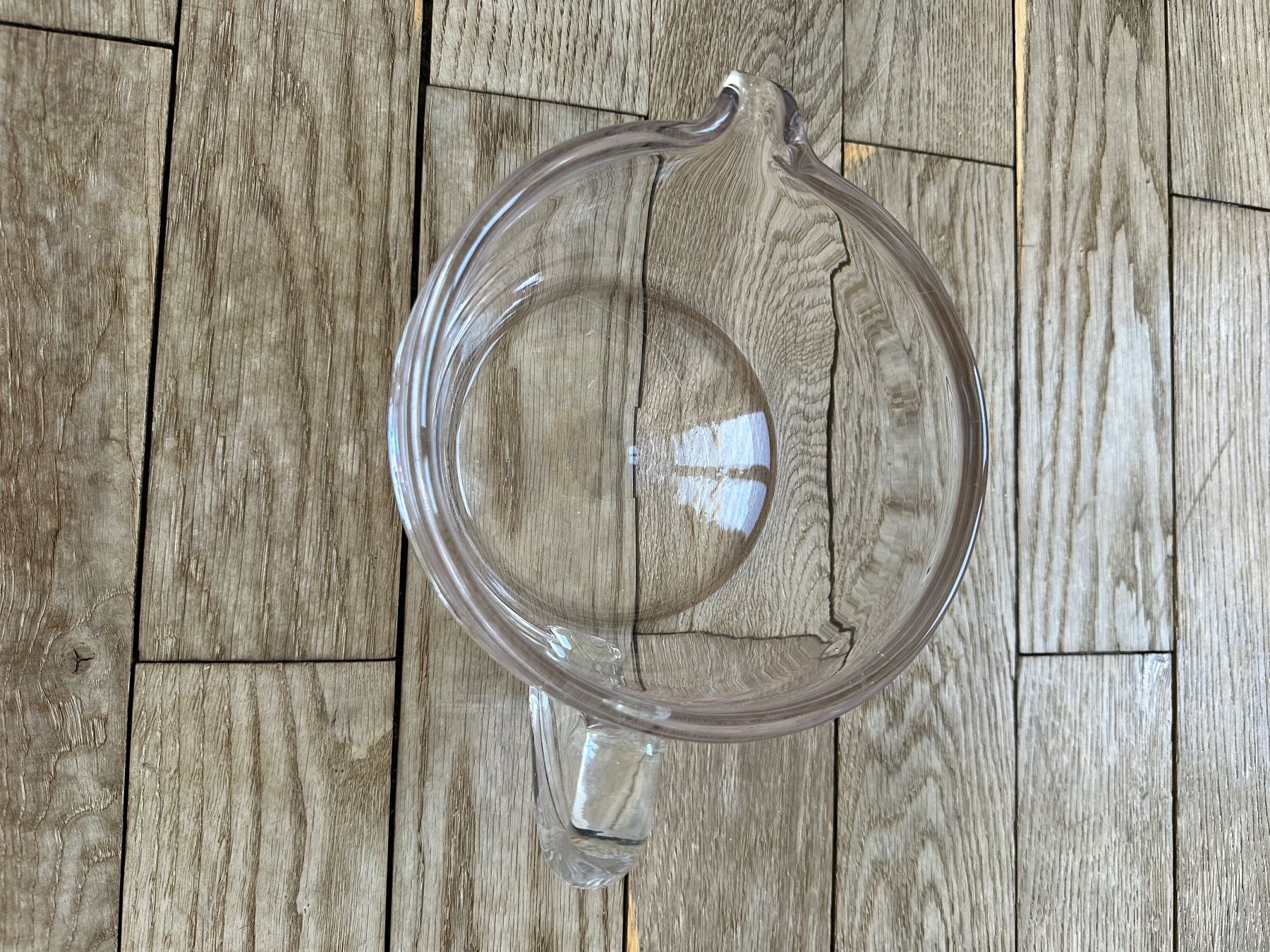 Karaffen: Massiver Glaskrug, handgearbeitet – Gebraucht aus Luzern von Mamutpe 1