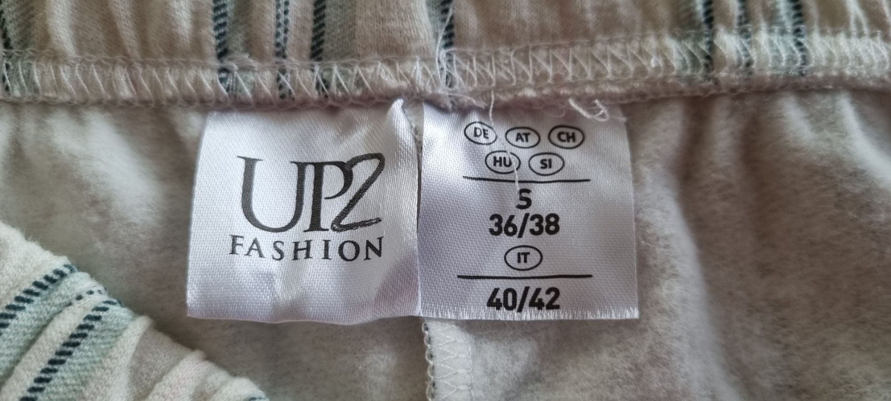Negligees & Pigiami: Sommer Set: Hose gestreift & Longsleeve, Gr.S  neu – Nuovo (secondo la descrizione) da egliswil venduto da Maggy6 3