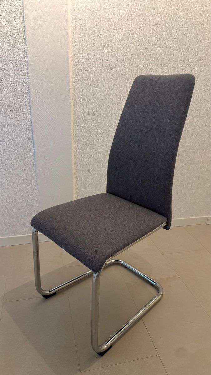 Stühle: 6 Stk. Stühle / Freischwinger grau – Gebraucht aus Kyburg-Buchegg von familyfirst 3