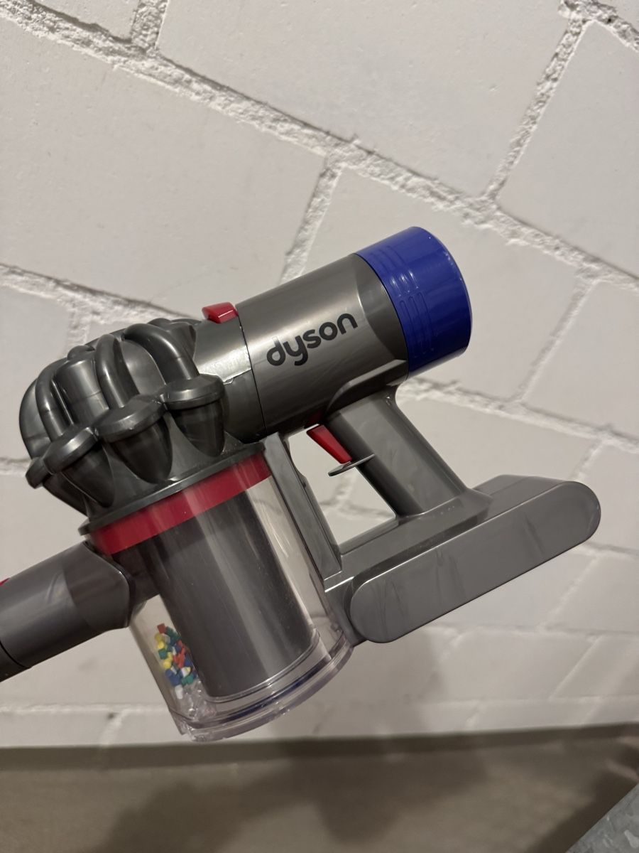 Jouets: Dyson Spielzeug-Staubsauger – D'occasion à Baar par man_8syd