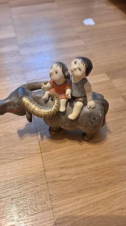 Figuren: Keramik Figur chinesisch – Gebraucht aus Bern von Pacco1993
