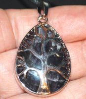 Halskette D-875 – Amethyst mit Lebensbaum