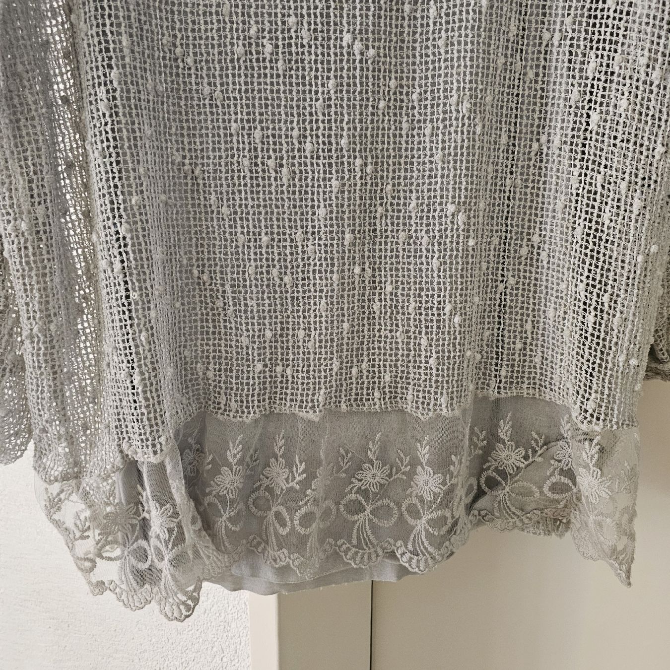 Blusen: Damen Pullover mit Top grau Spitze Strick gr 46 – Neu (gemäss Beschreibung) aus wolfhalden von 46464646 4
