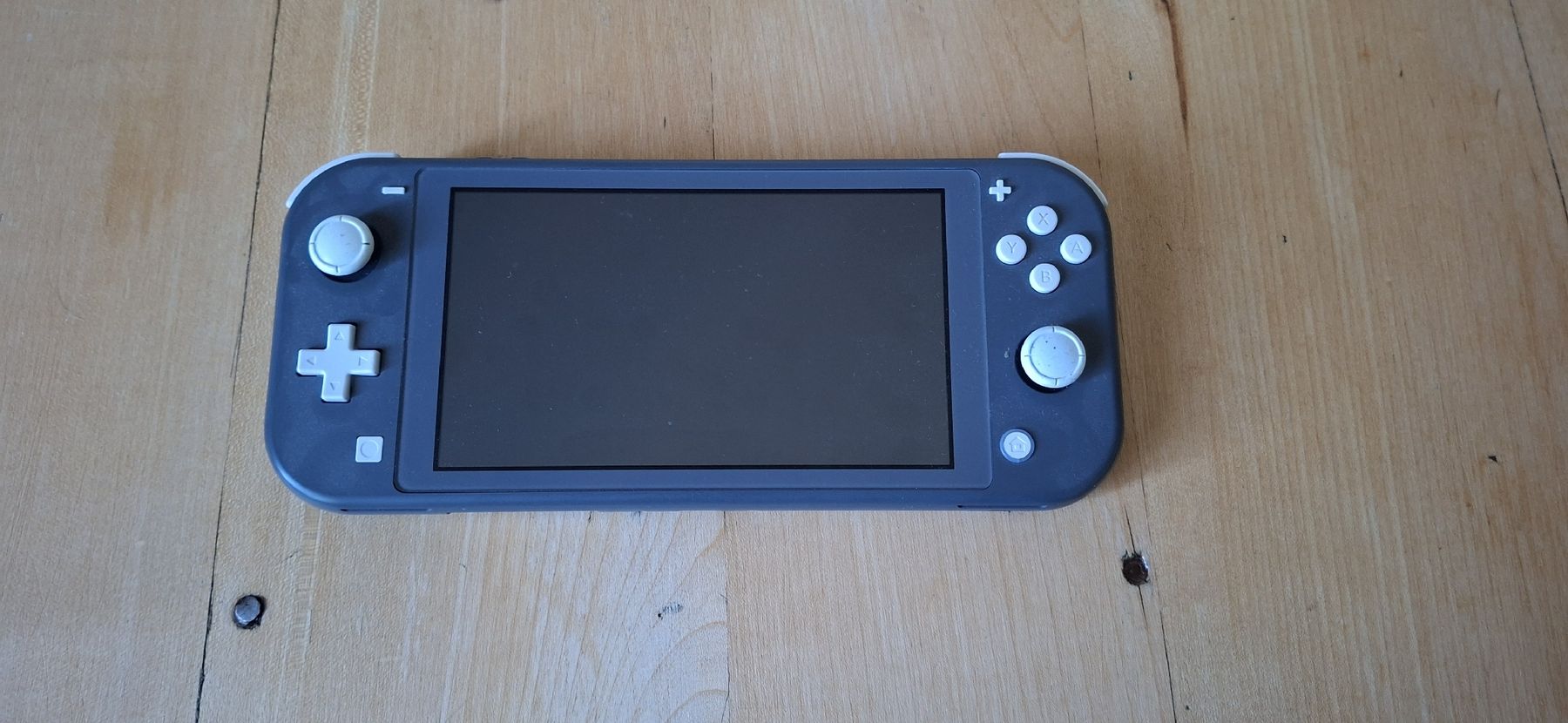 Nintendo Console: Nintendo switch lite – Usato da Le Fuet venduto da Aldo73